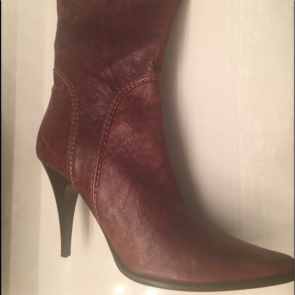 Kenneth Cole New York bordeaux brown leather boots